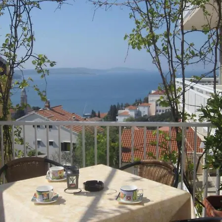 One-bedroom With Terrace With Sea View